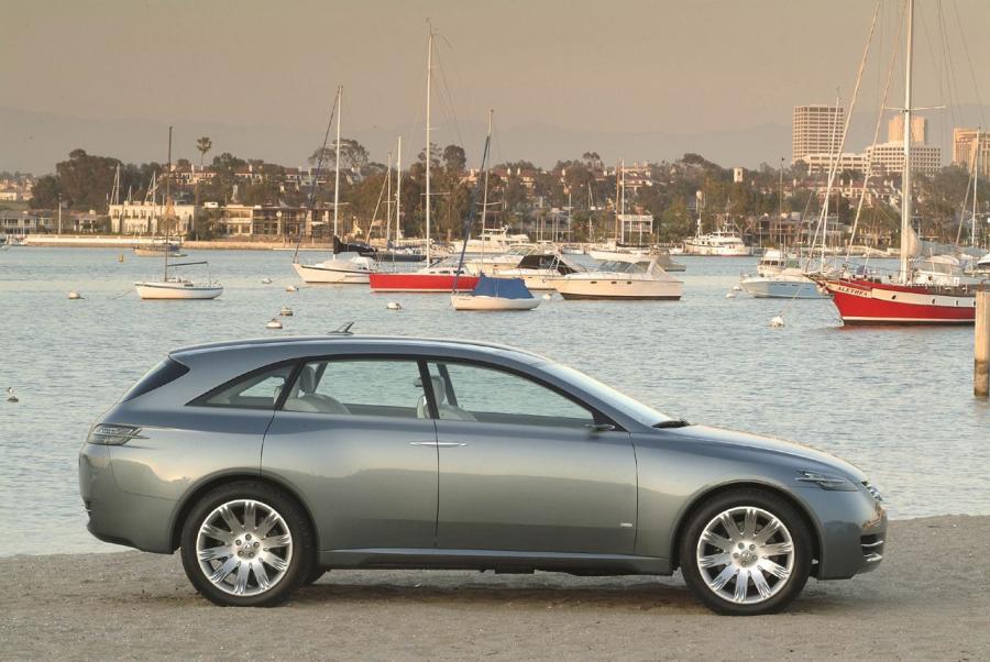  Lexus HPX Concept 2003 года  (фото 20 из 47)